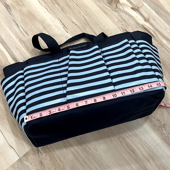 PartyLite Striped Utility Tote Bag - Blue & Navy - Picture 5 of 6
